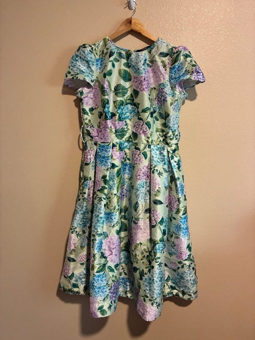 eShakti Floral Print Knee-Length Dress with Short Sleeves Large